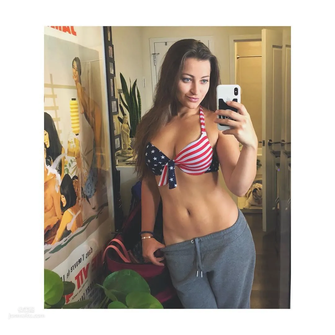 Dani Daniels, Full of Erotic Flavor Seduction photo 14