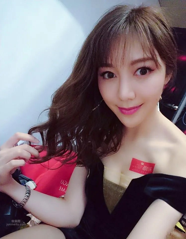 Peng Xuan, Charming Electric-Eye Fairy photo 8