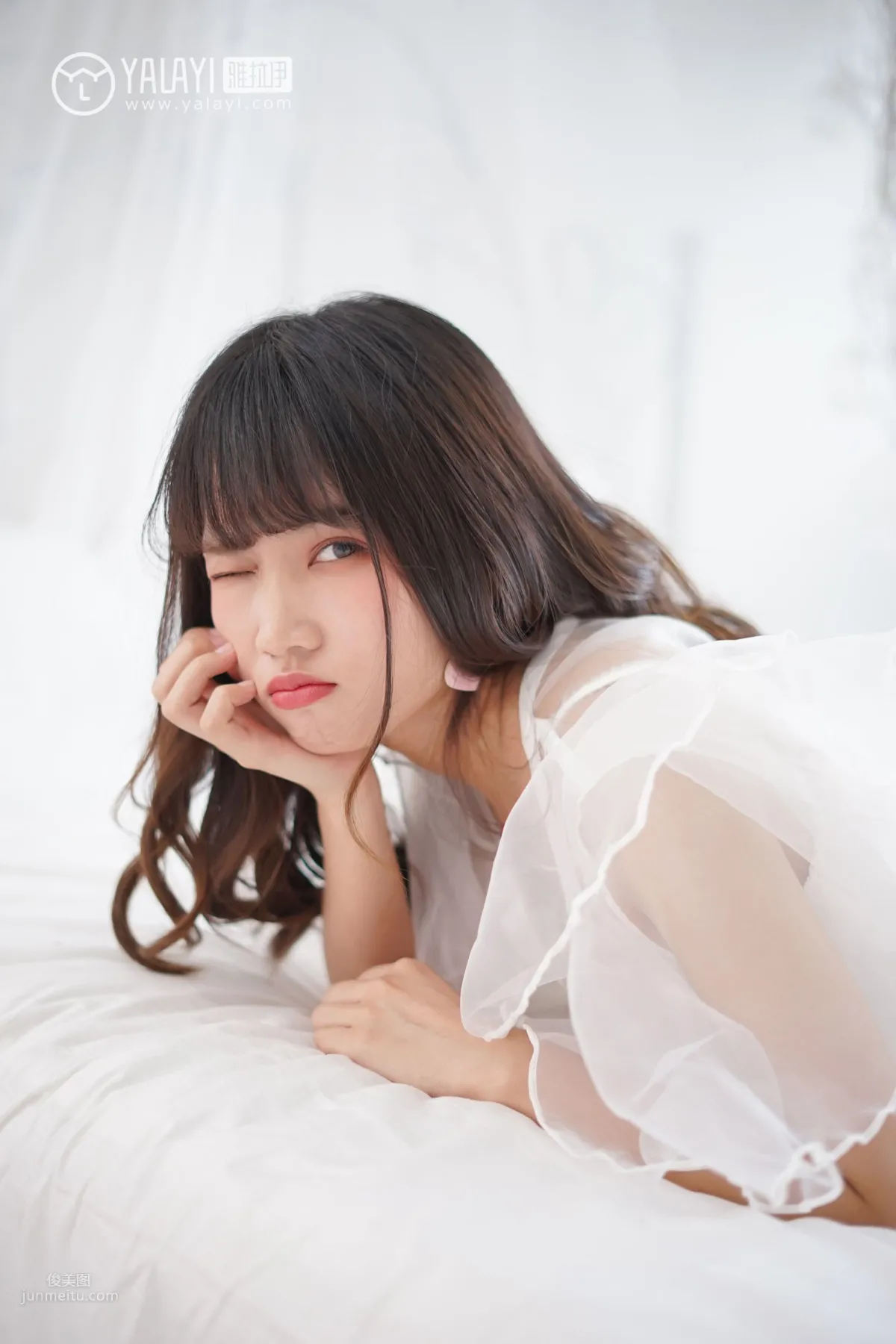 公主小兔子- [YALAYI雅拉伊] Y001《戀上你的床》 43