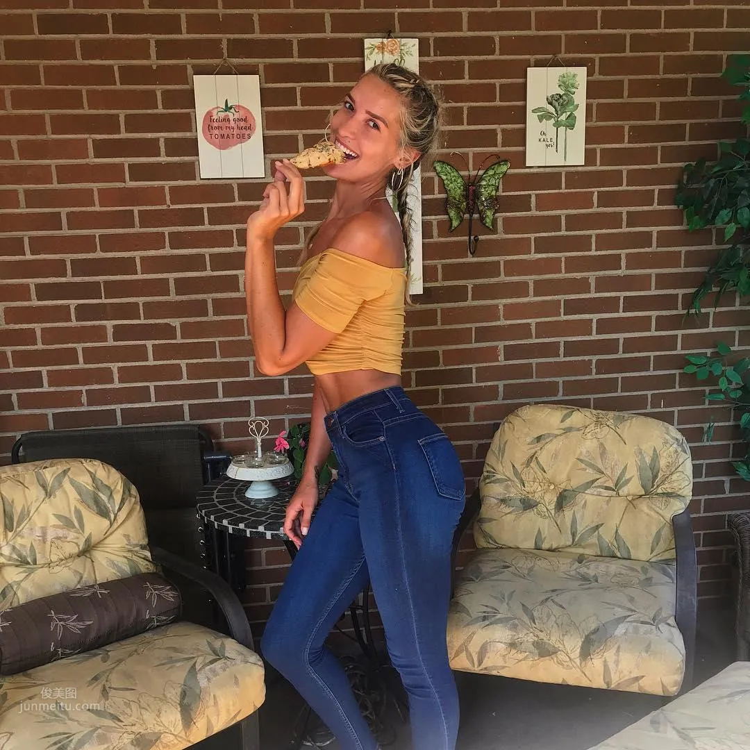 Melody Rae - One Second to the Soul! Bikini Sweetheart Is Super Rebellious photo 25