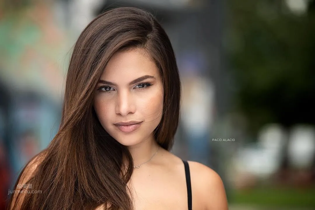 Andrea Surhtt, Release the Wild Little Beast Inside photo 23
