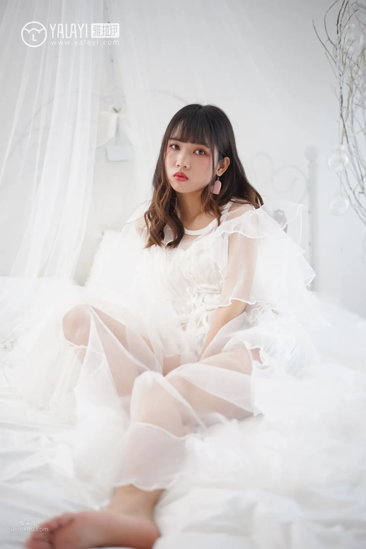 公主小兔子- [YALAYI雅拉伊] Y001《戀上你的床》 26