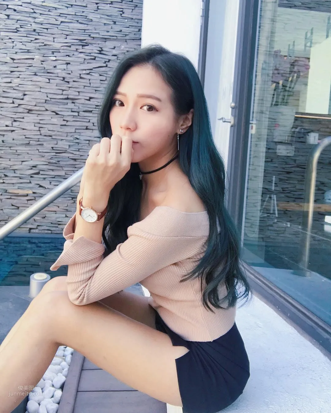 Xie Pei, Hot Online Shop Owner with a Super Sexy Figure photo 5