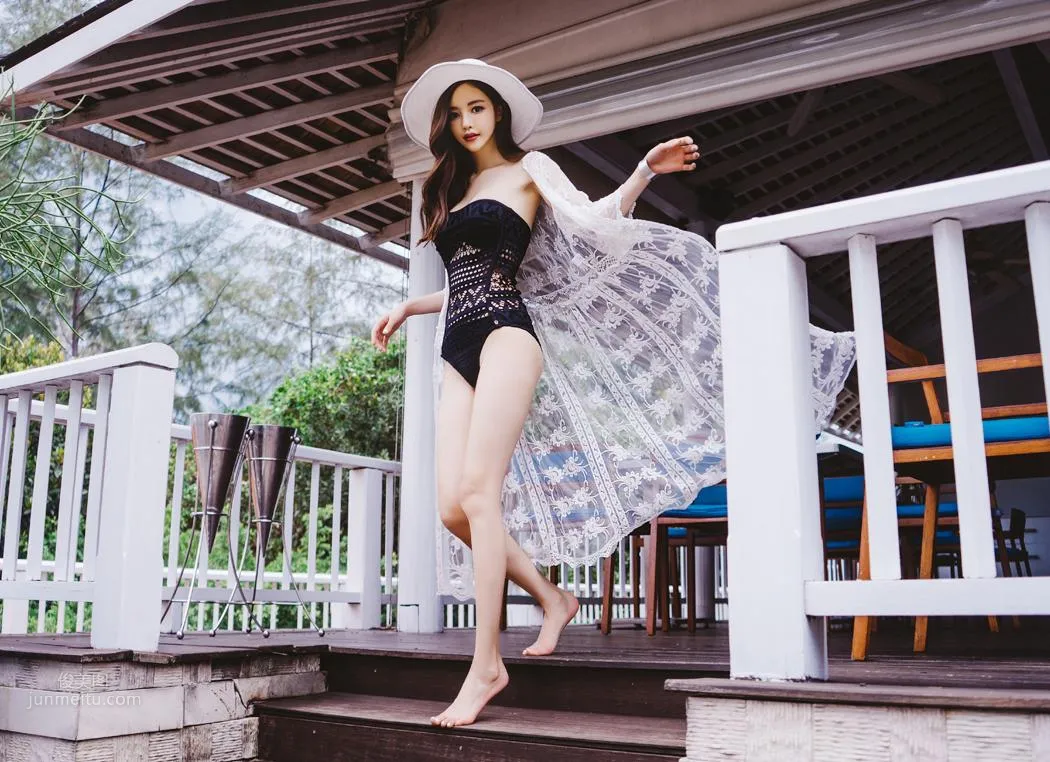 Son Yoon Joo - 2017 Bikini Photo Collection Two photo 12