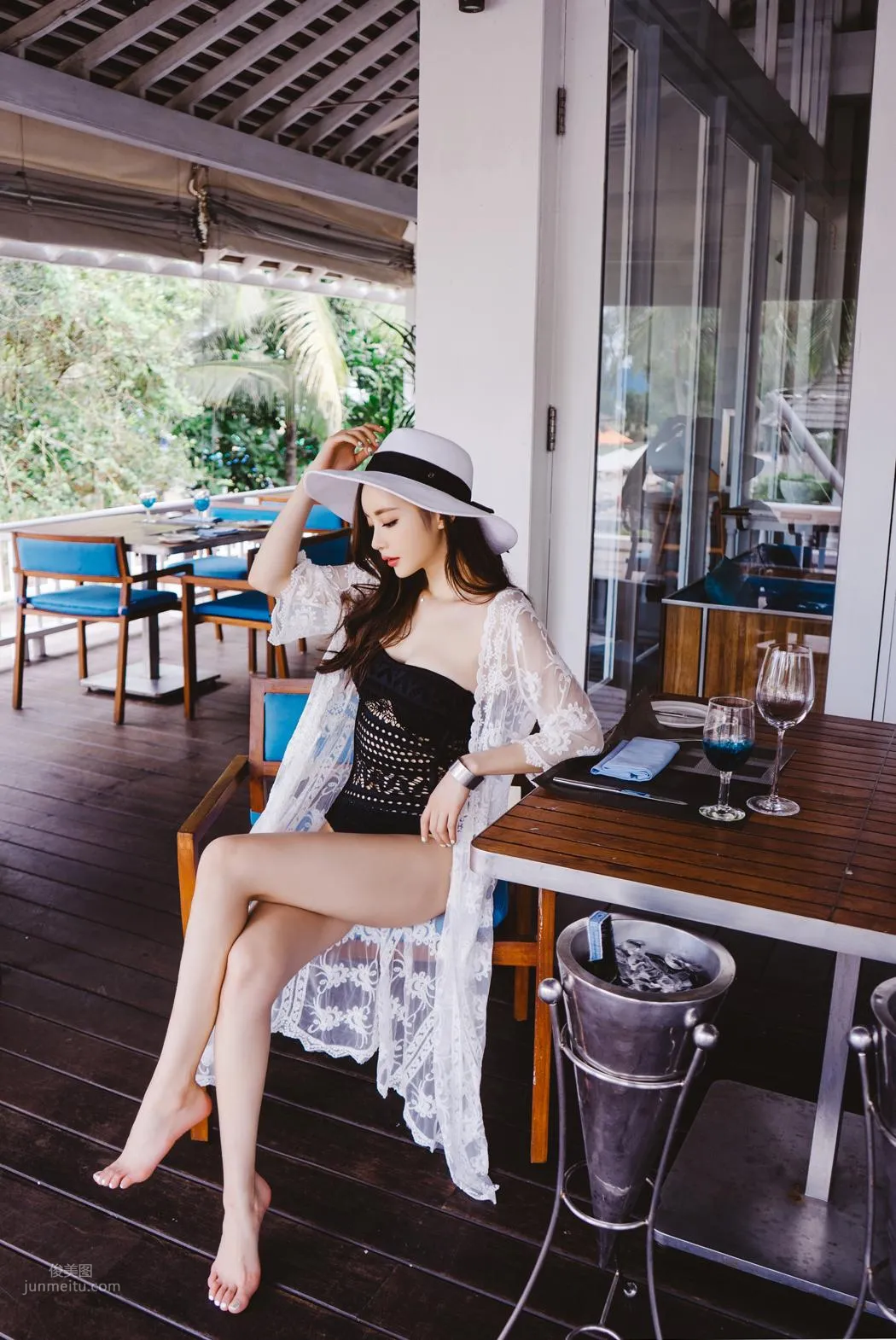 Son Yoon Joo - 2017 Bikini Photo Collection Two photo 2