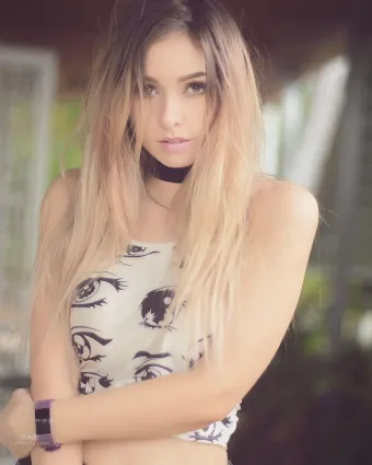 Amy Thunderbolt- 角色扮演私房美图