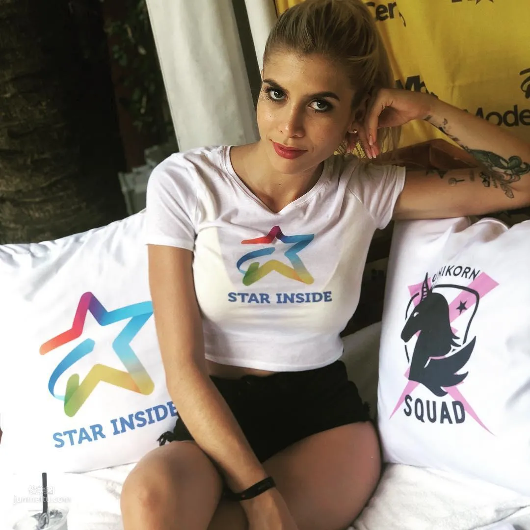 Your Unikorn Mia, Colombian Beauty Big Bold Photos photo 14