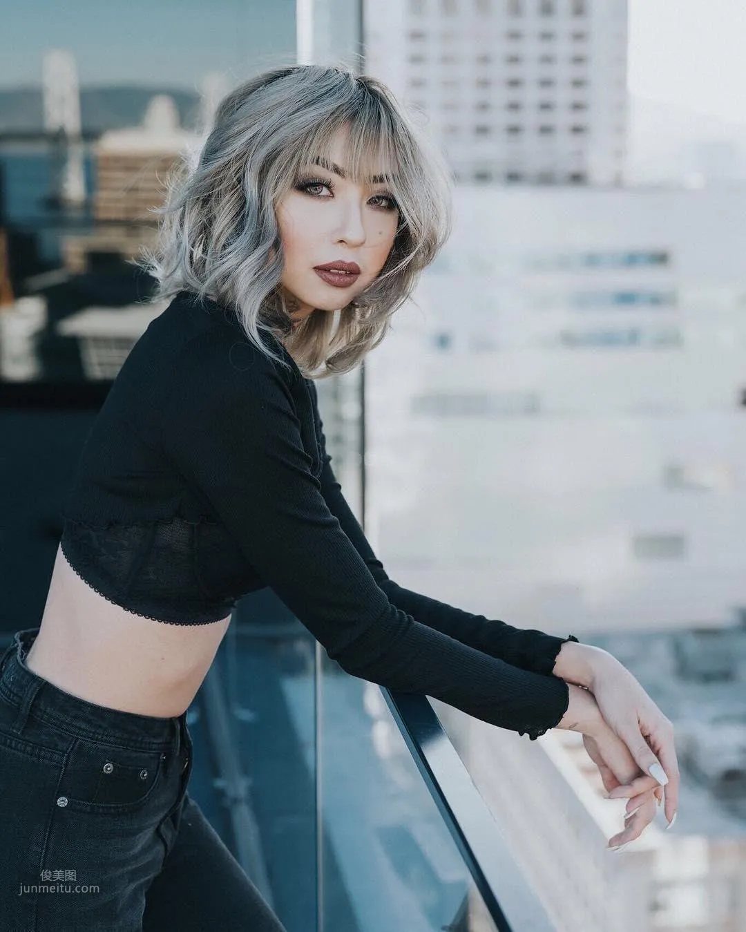 Lisa Lee, Sexy Girl Wearing Lingerie Straight Out on the Street photo 14