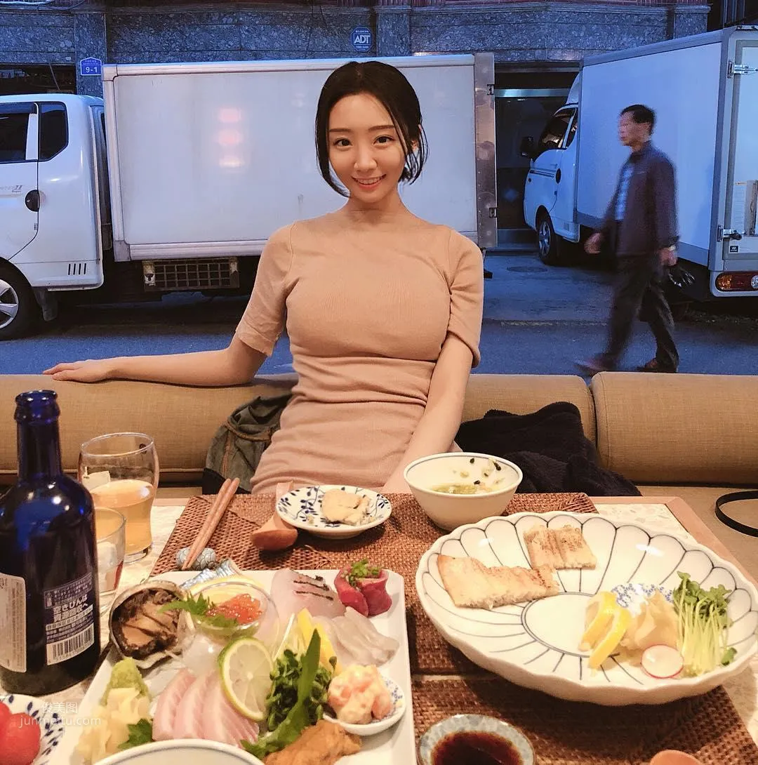 박유진- 英文老師「胸前一條縫」 4