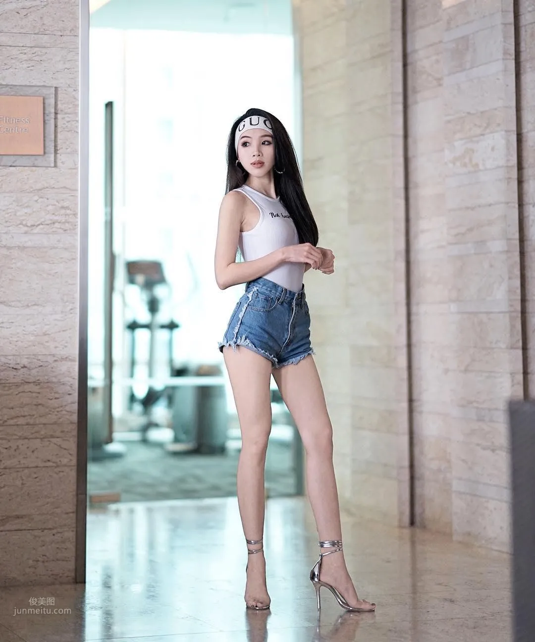 Annex - Fitness Beauty, Domineering Gaze and Wild Figure photo 12