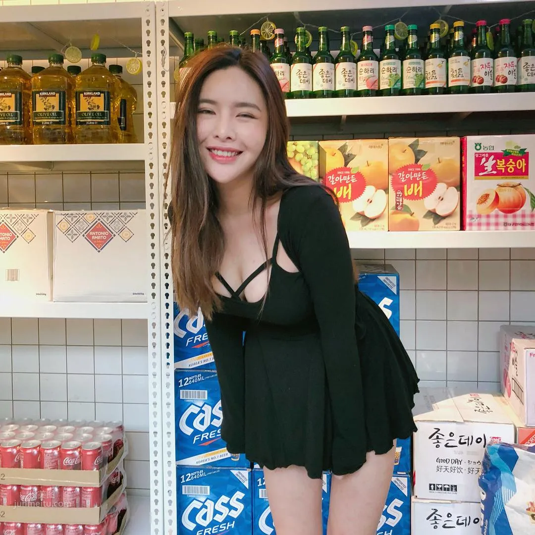 Rain-a- 台湾正妹内裤老板娘私房照_37