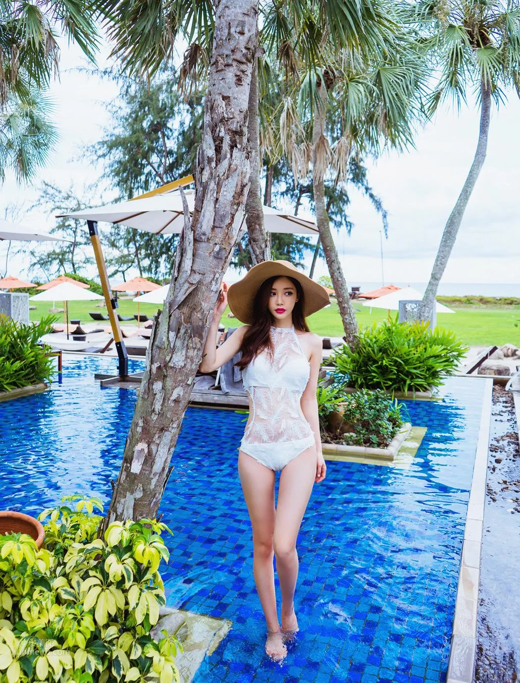 Son Yoon Joo - 2017 Bikini Photo Collection Two photo 35