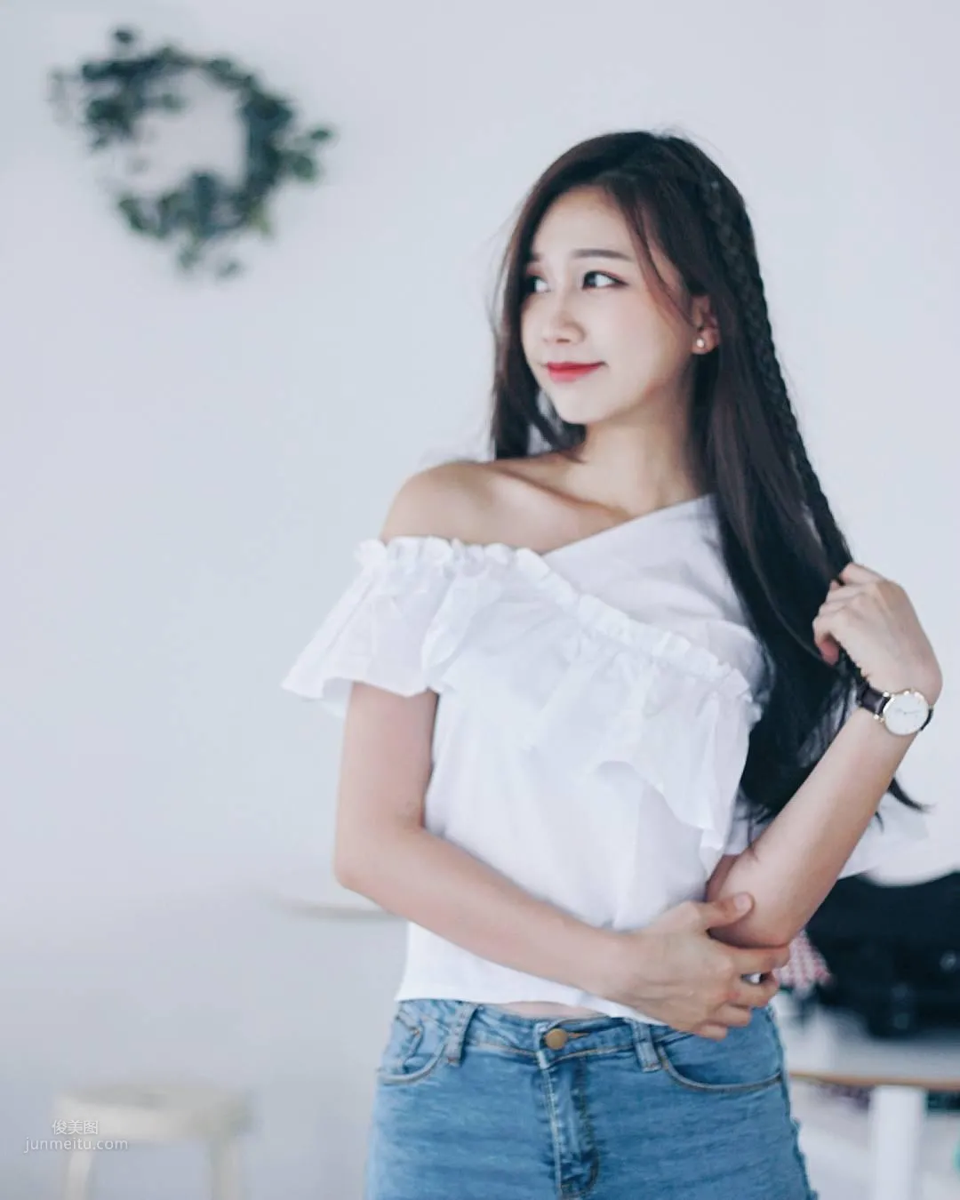 Tng Joey - Malaysian Girl with a Slim Waist and Big Bust, First-Class Curves photo 12