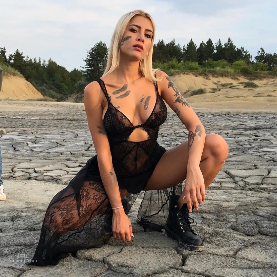Your Unikorn Mia, Colombian Beauty Big Bold Photos photo 24