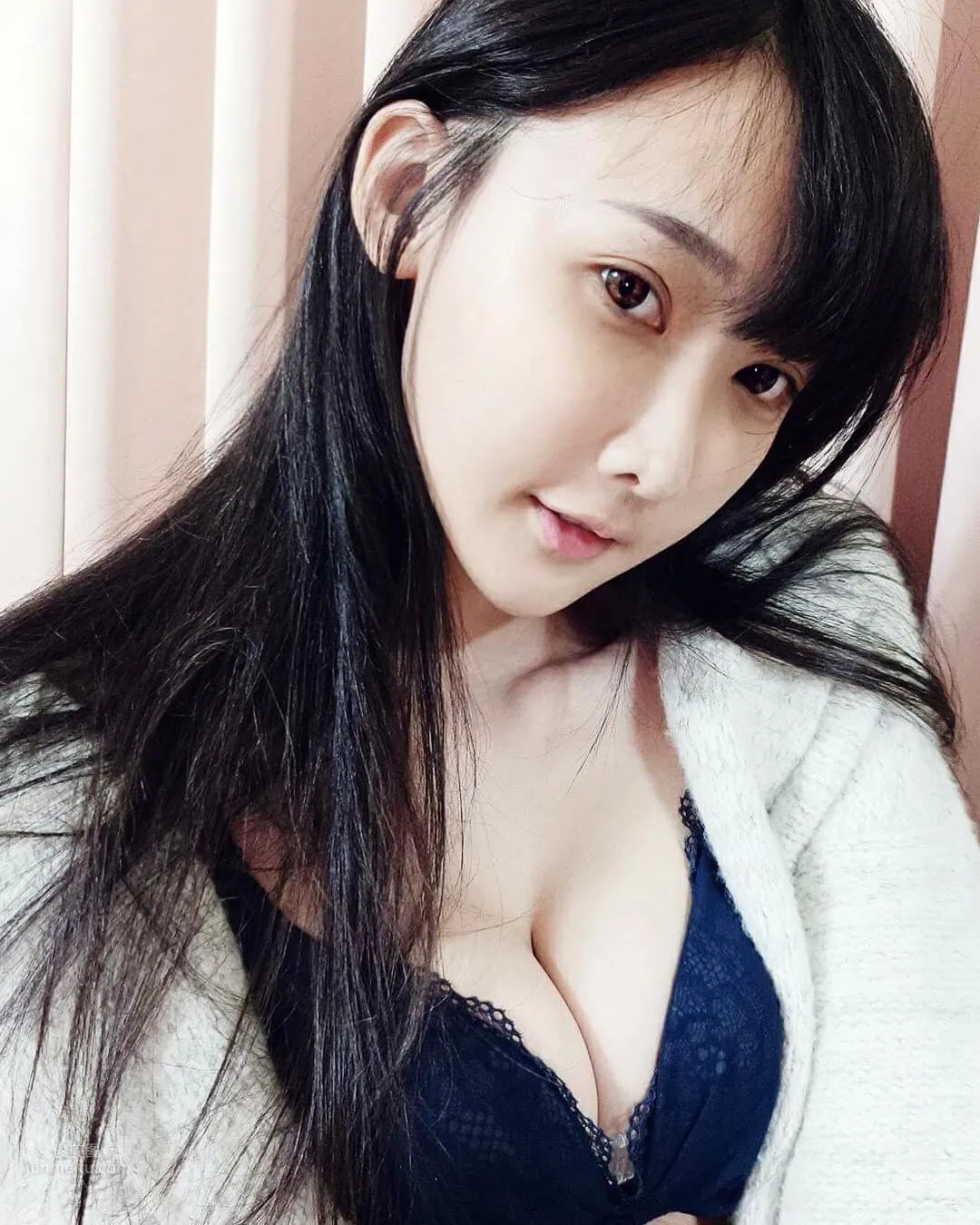 徐君荞- 21吋的小蠻腰 4