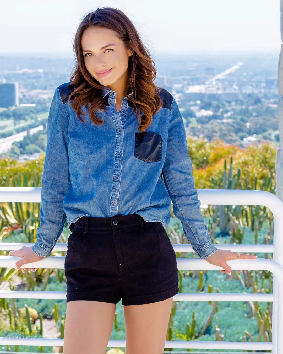 Bianca Vierra - Blue Eyes Makes You Want to Pounce photo 12