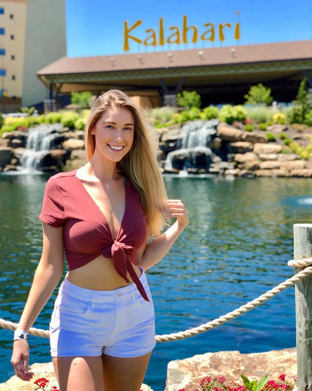 Noelle Foley, Tall 10-Head Body Beauty with Outstanding Elegance photo 38