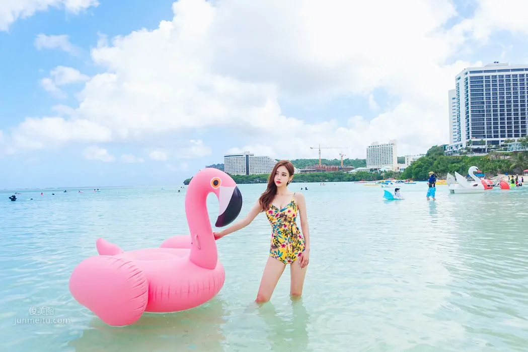 Son Yoon Joo - 2018 Swimsuit Collection Series 2 photo 37