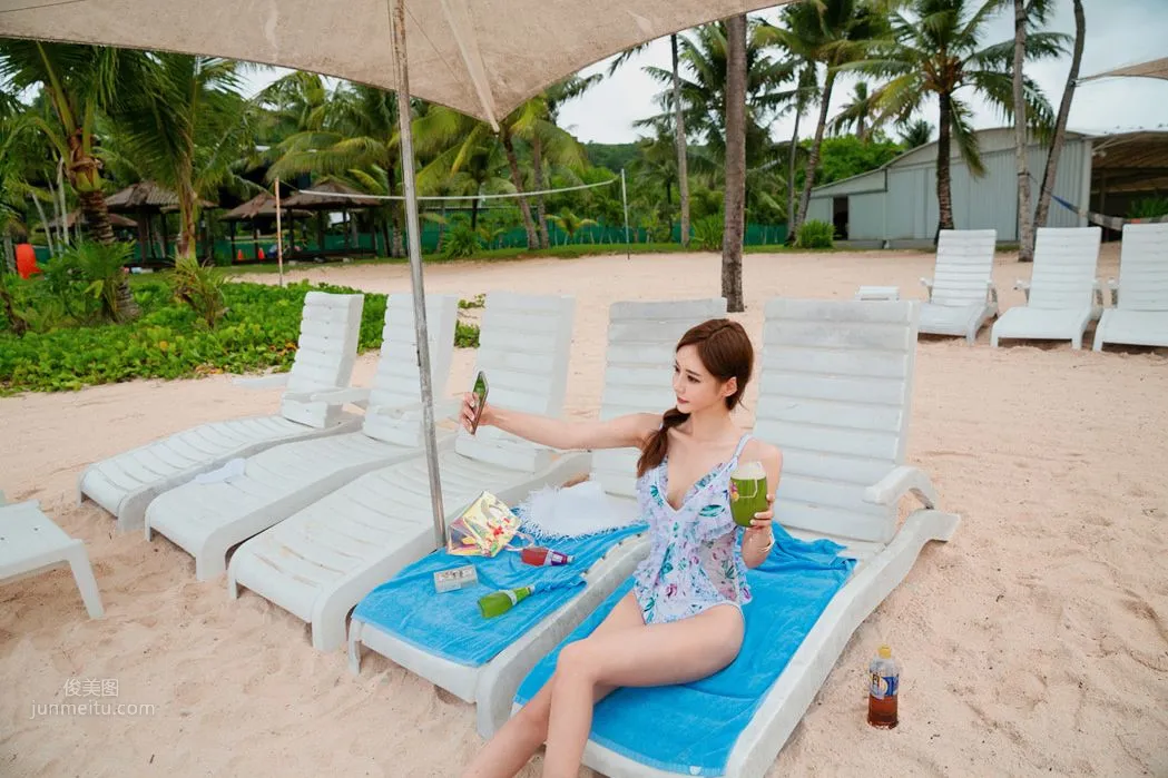 Son Yoon Joo - 2018 Swimsuit Collection Series 2 photo 72