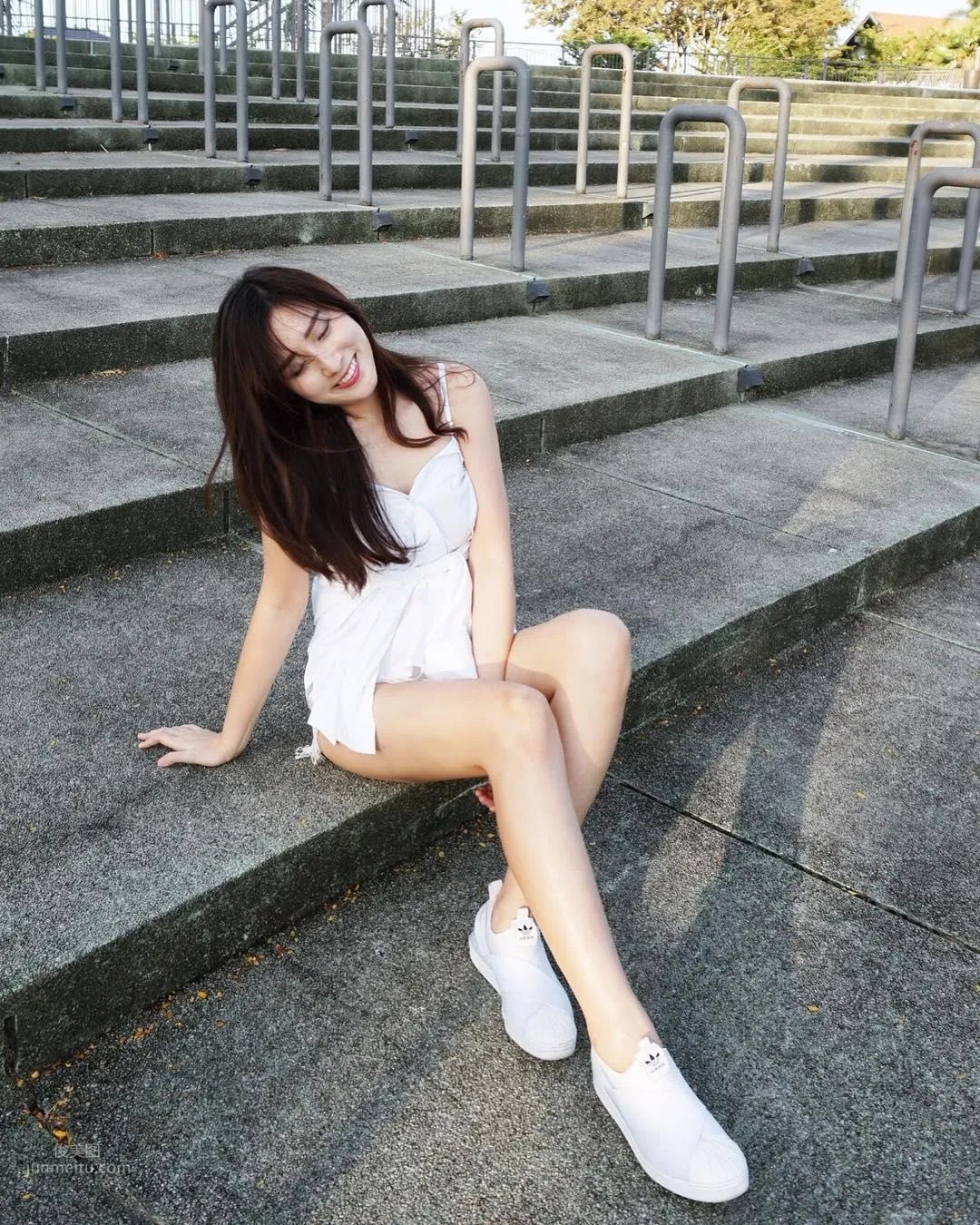大马女神Jovin Chan，修长美腿秀出完美好身材_10