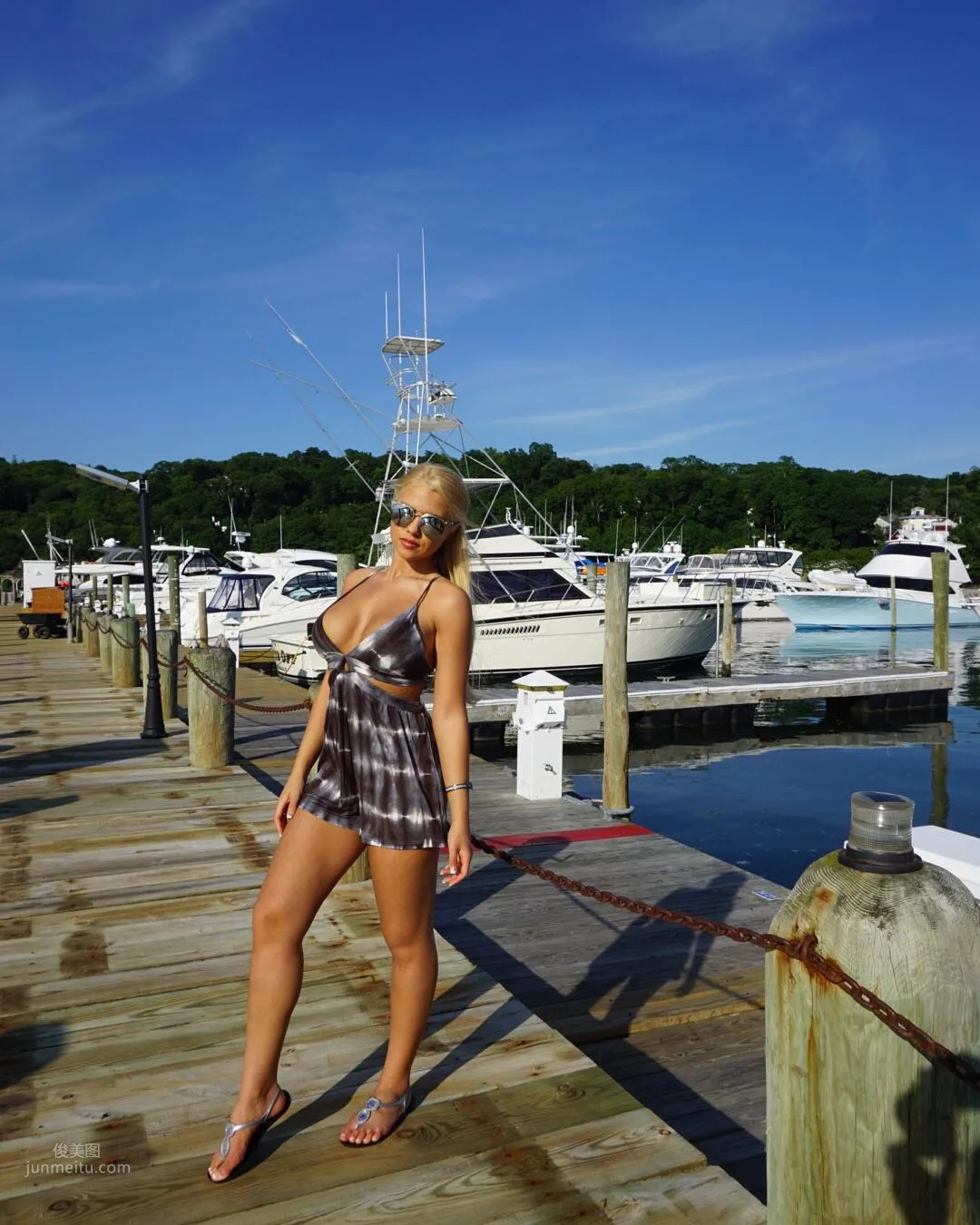 Lauren Luongo, Fitness Model Full of Sexy Elements photo 22