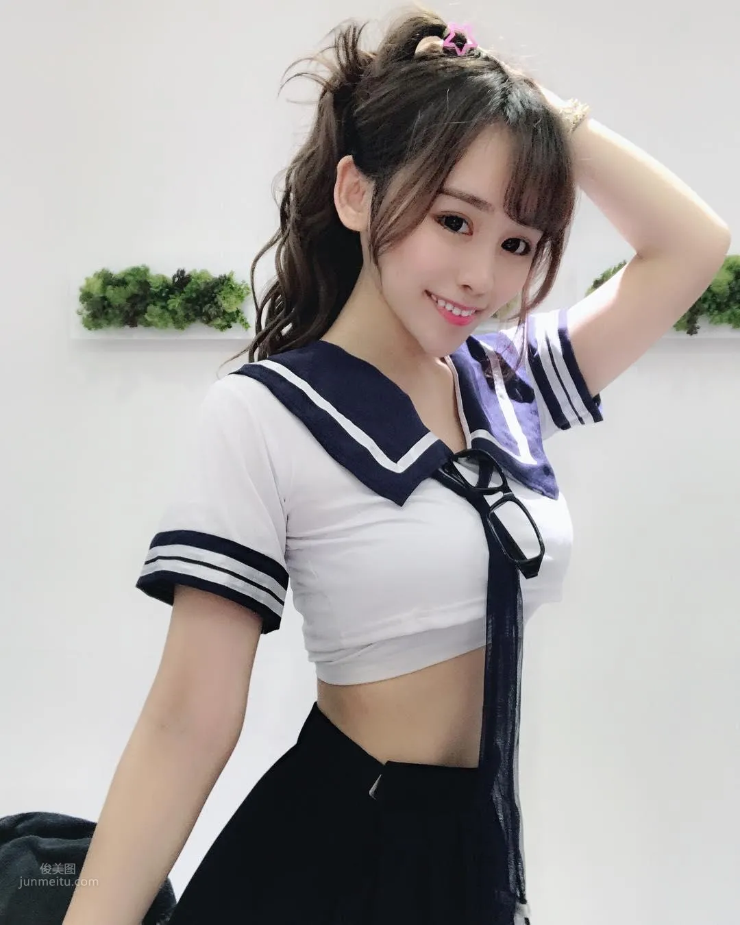 S-Shaped Taiwanese Girl Irene Huang, Loves Open-Chest Swimwear Most photo 18