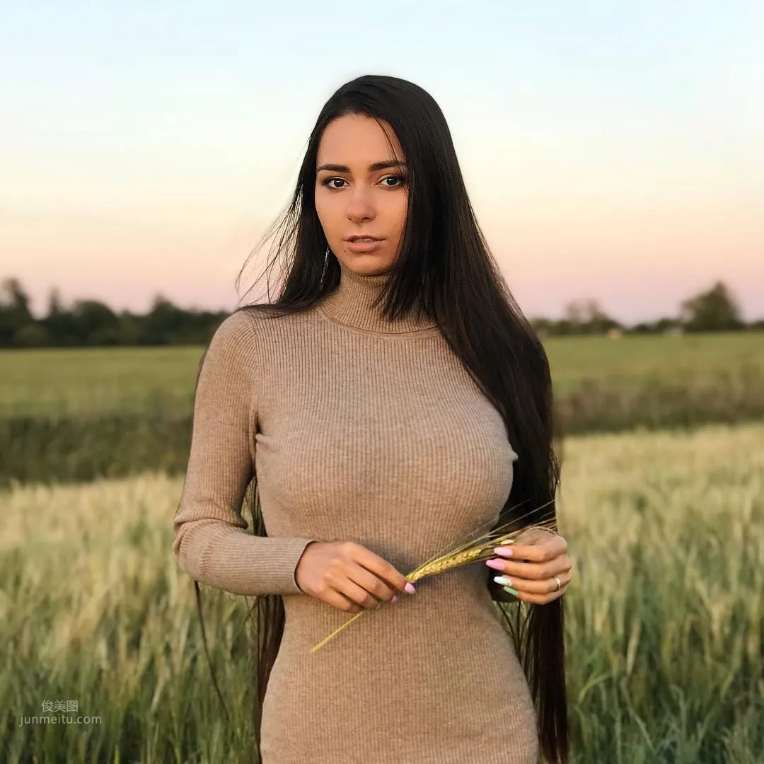 Helga Lovekaty - Russia's Most Lethal Young Model photo 38