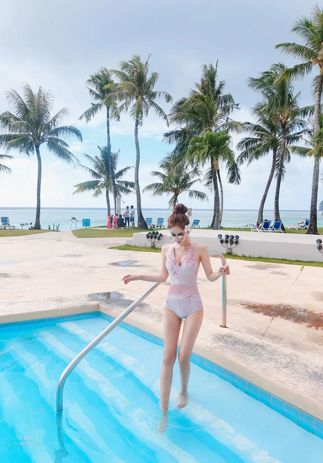 Son Yoon Joo - 2018 Swimsuit Collection Series 2 photo 62