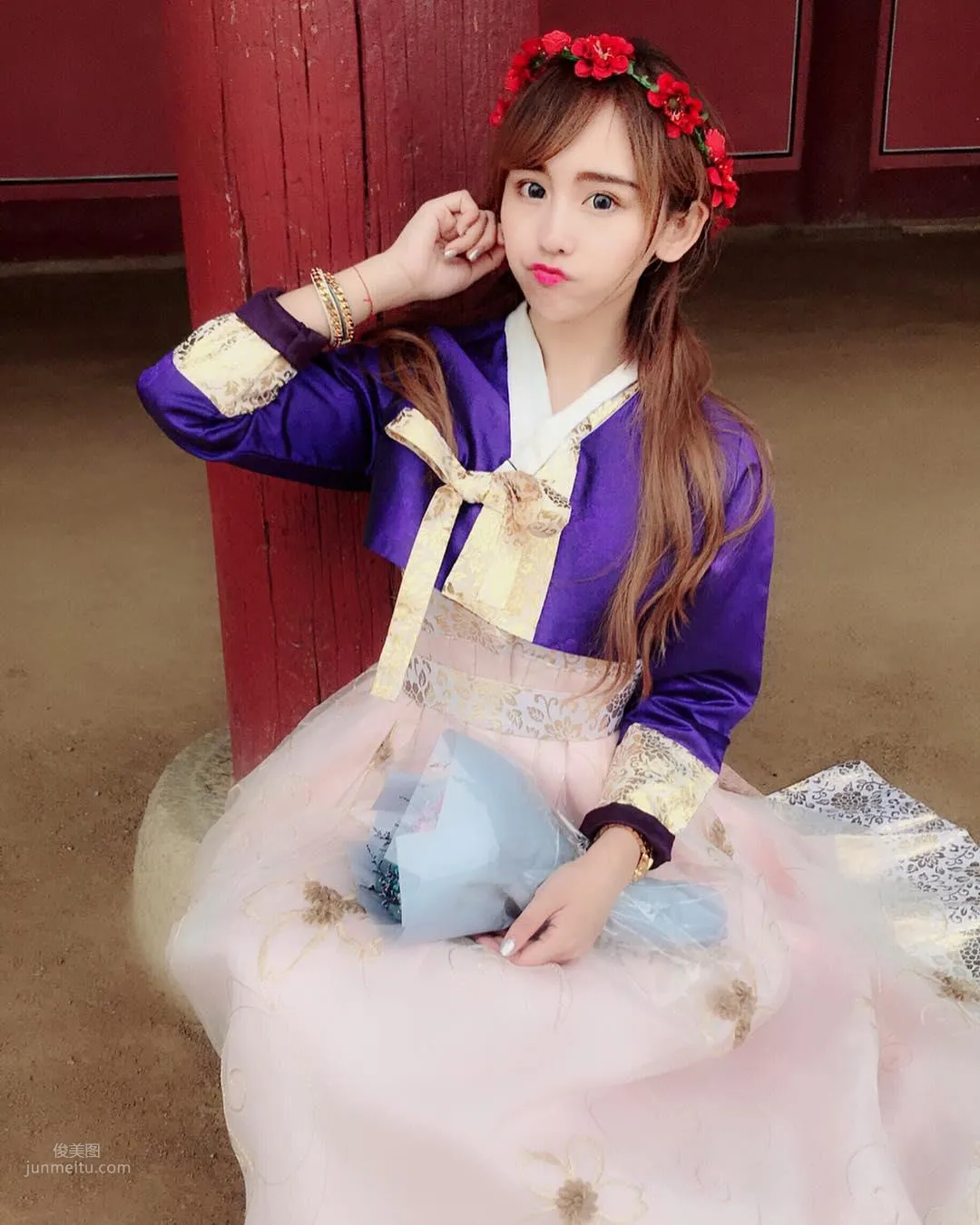 S-Shaped Taiwanese Girl Irene Huang, Loves Open-Chest Swimwear Most photo 17