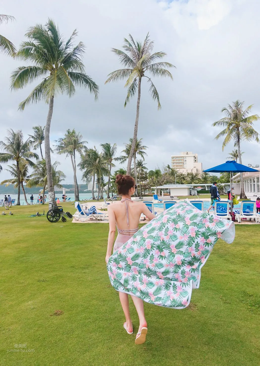 Son Yoon Joo - 2018 Swimsuit Collection Series 2 photo 57