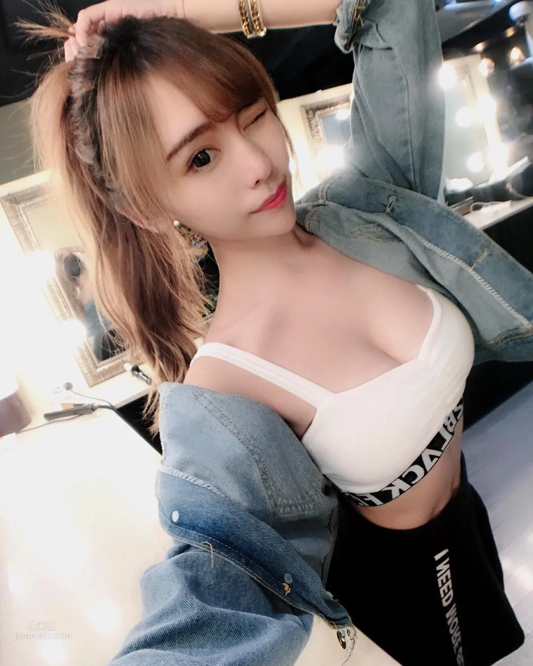 S-Shaped Taiwanese Girl Irene Huang, Loves Open-Chest Swimwear Most photo 16