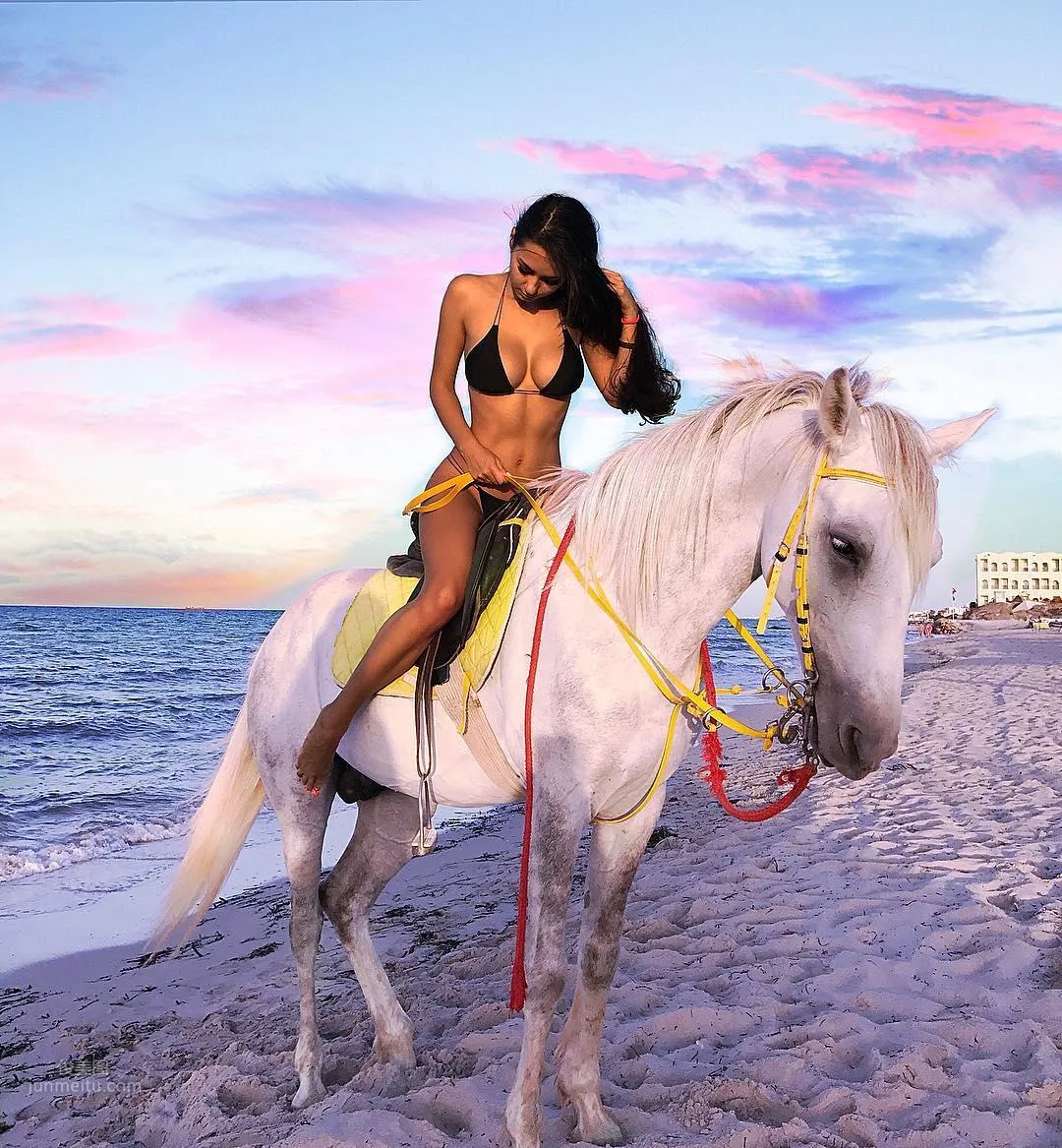 Helga Lovekaty - Russia's Most Lethal Young Model photo 5