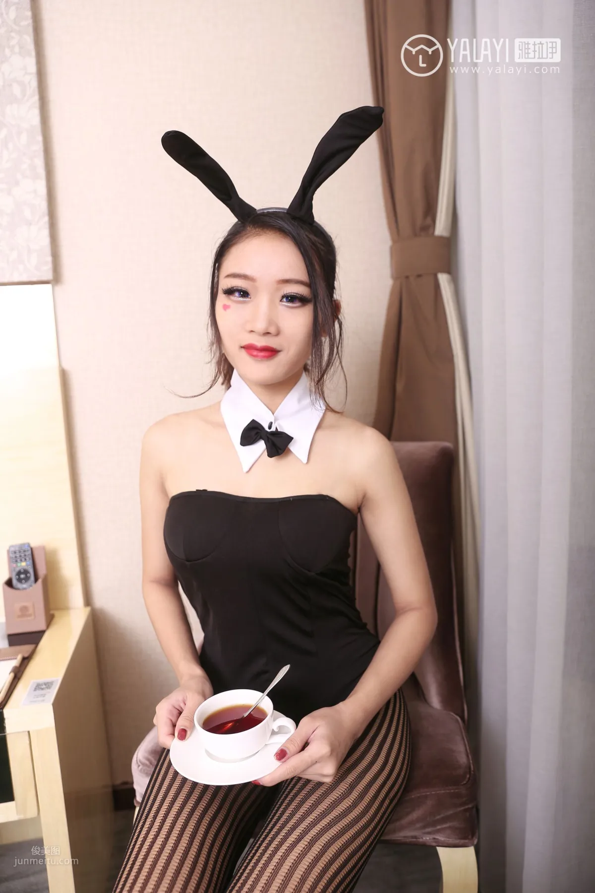 Tu Er - [YALAYI] Y030《Striped Black Stockings Beautiful Legs》 photo 11
