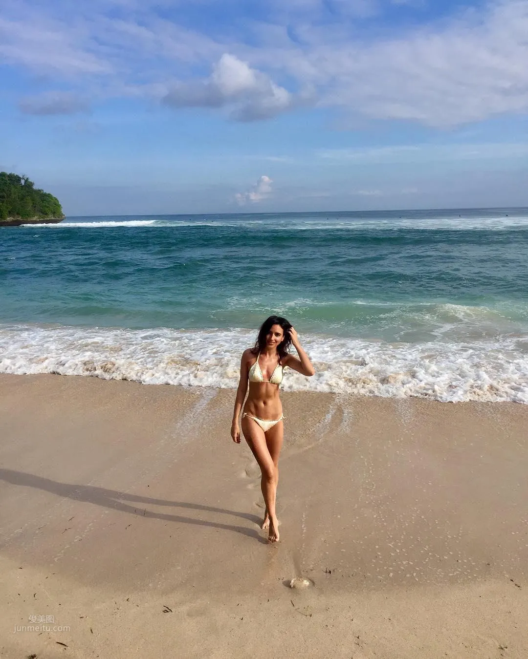 Nadia Forde- 英超寶貝性感内衣大片 12