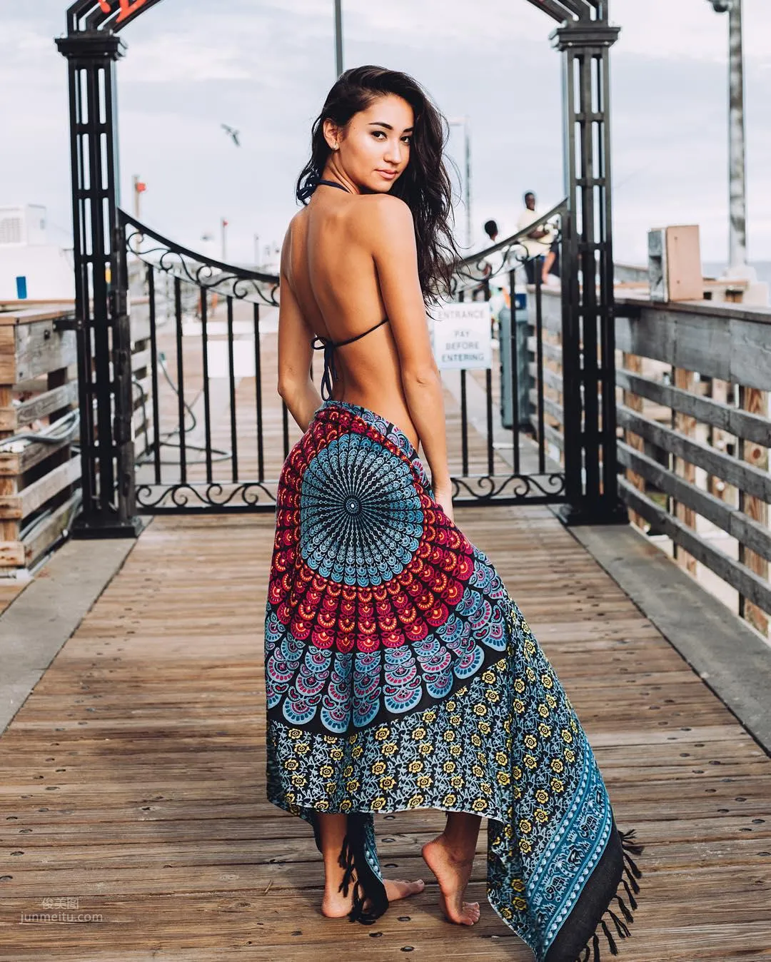 Olivia Pascale - Goddess! The Elegant Beauty Brings Her Own Healing Holy Light photo 2