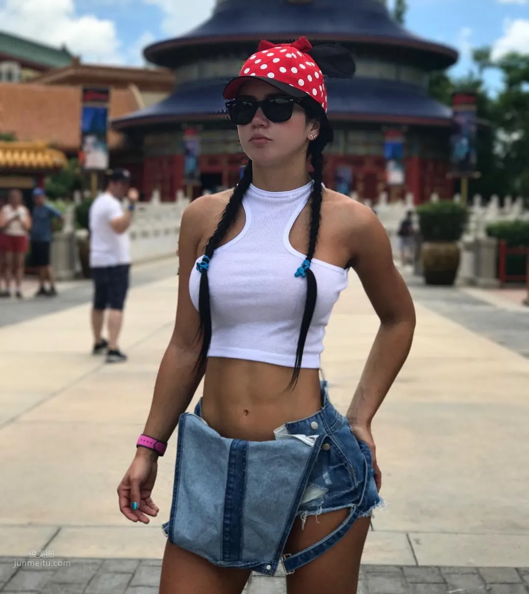 Ariana James- Fitness Beauty "Tight Lines" Too Sexy photo 4