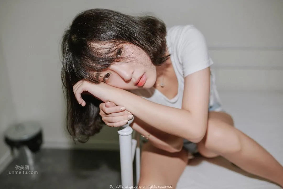 Jiang Renqing, Ethereal Short-Haired Beauty Private Shoot photo 52