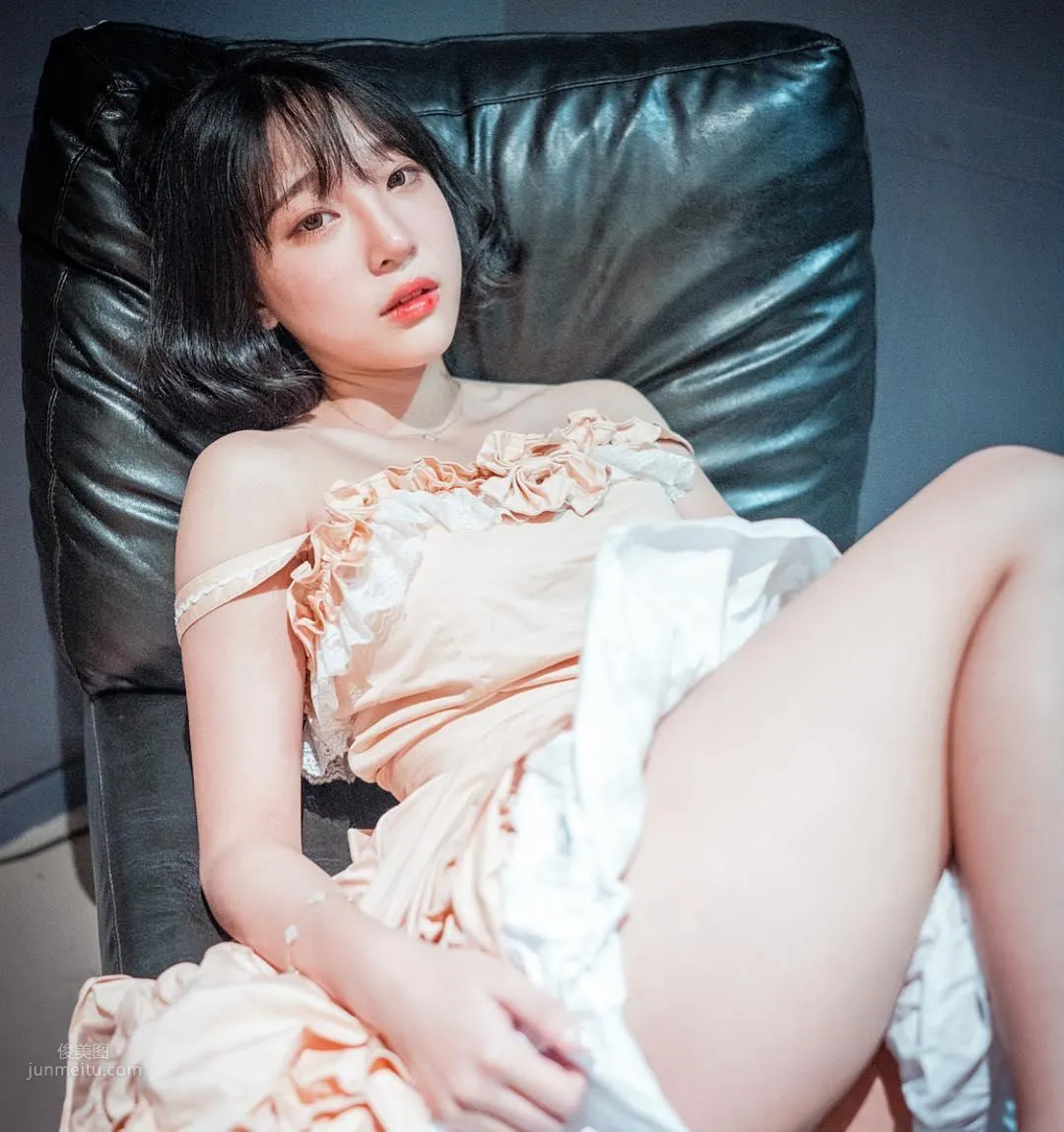 Jiang Renqing, Ethereal Short-Haired Beauty Private Shoot photo 41
