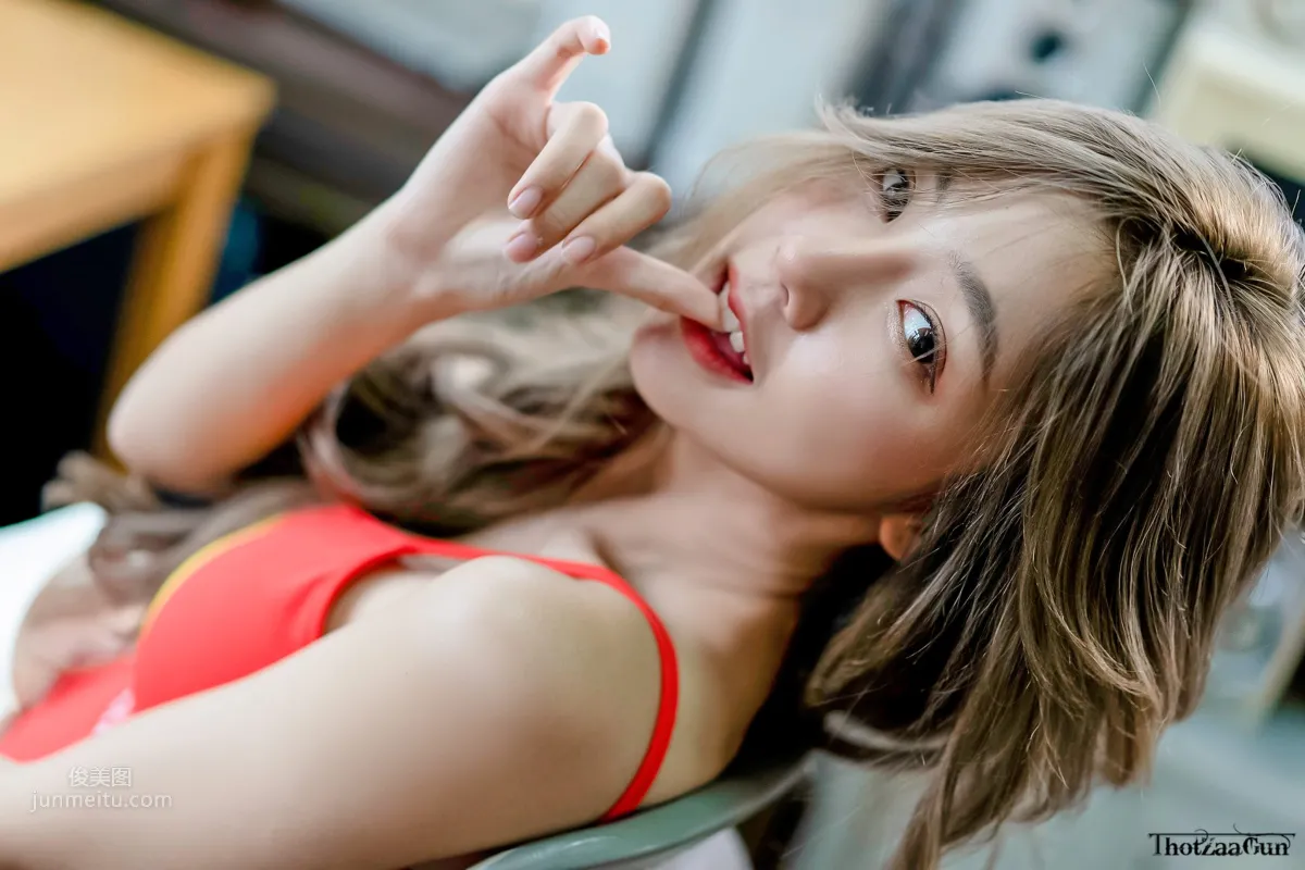 Nilawan Iamchuasawad- 麦当劳正妹白嫩甜美_4