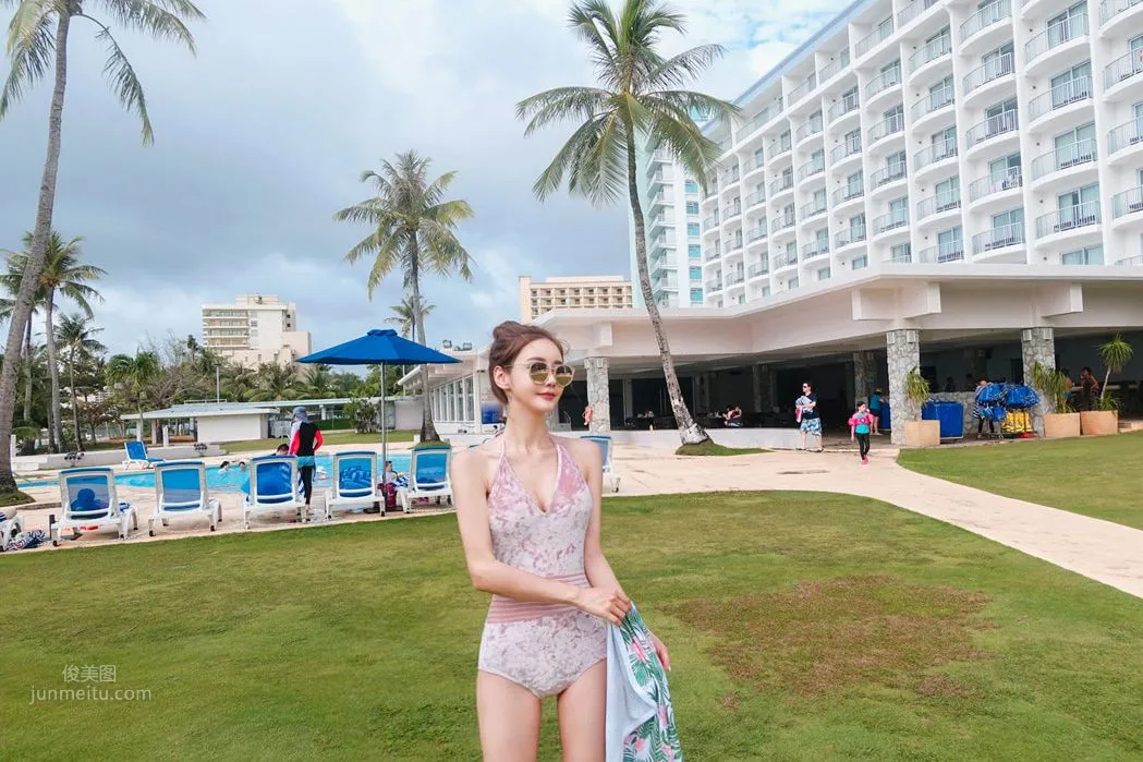 Son Yoon Joo - 2018 Swimsuit Collection Series 2 photo 50