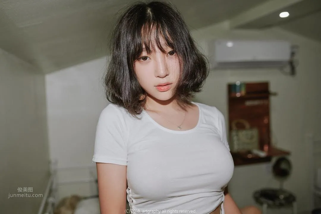 Jiang Renqing, Ethereal Short-Haired Beauty Private Shoot photo 55
