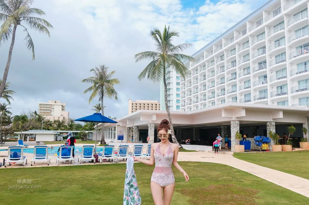 Son Yoon Joo - 2018 Swimsuit Collection Series 2 photo 52