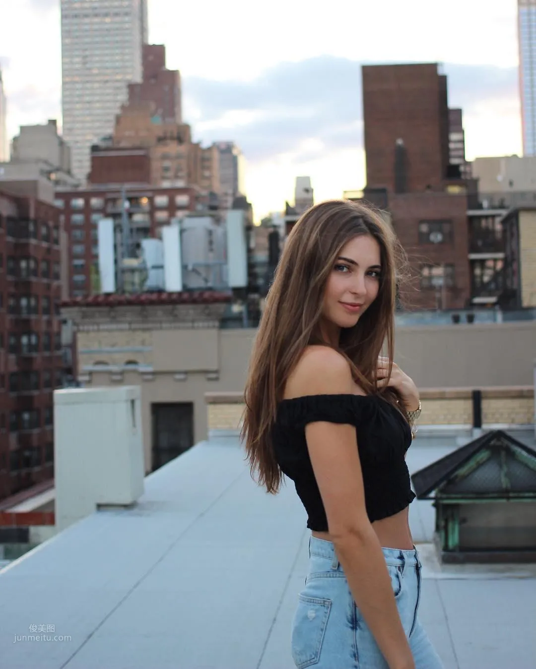 Laura Winges - 180cm Tall Yet Delicate and Charming photo 18