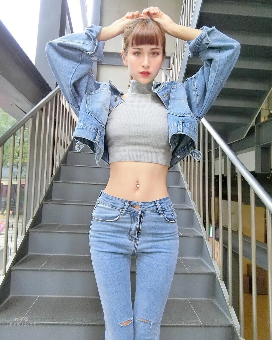 Wan Zhen: Photo Set 2024 photo 29