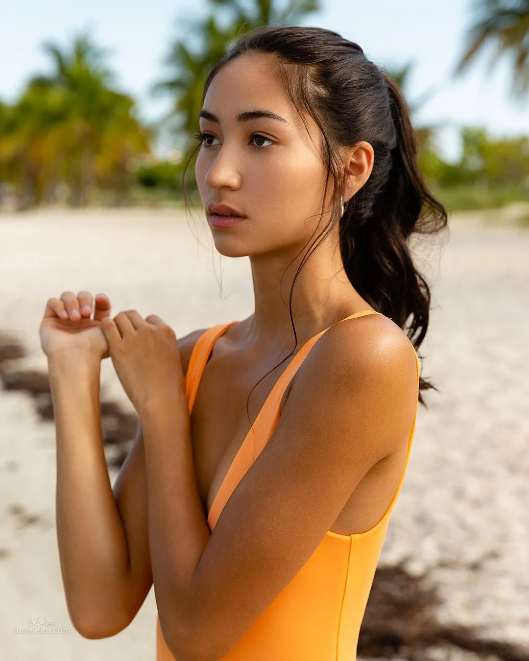 Olivia Pascale - Goddess! The Elegant Beauty Brings Her Own Healing Holy Light photo 32