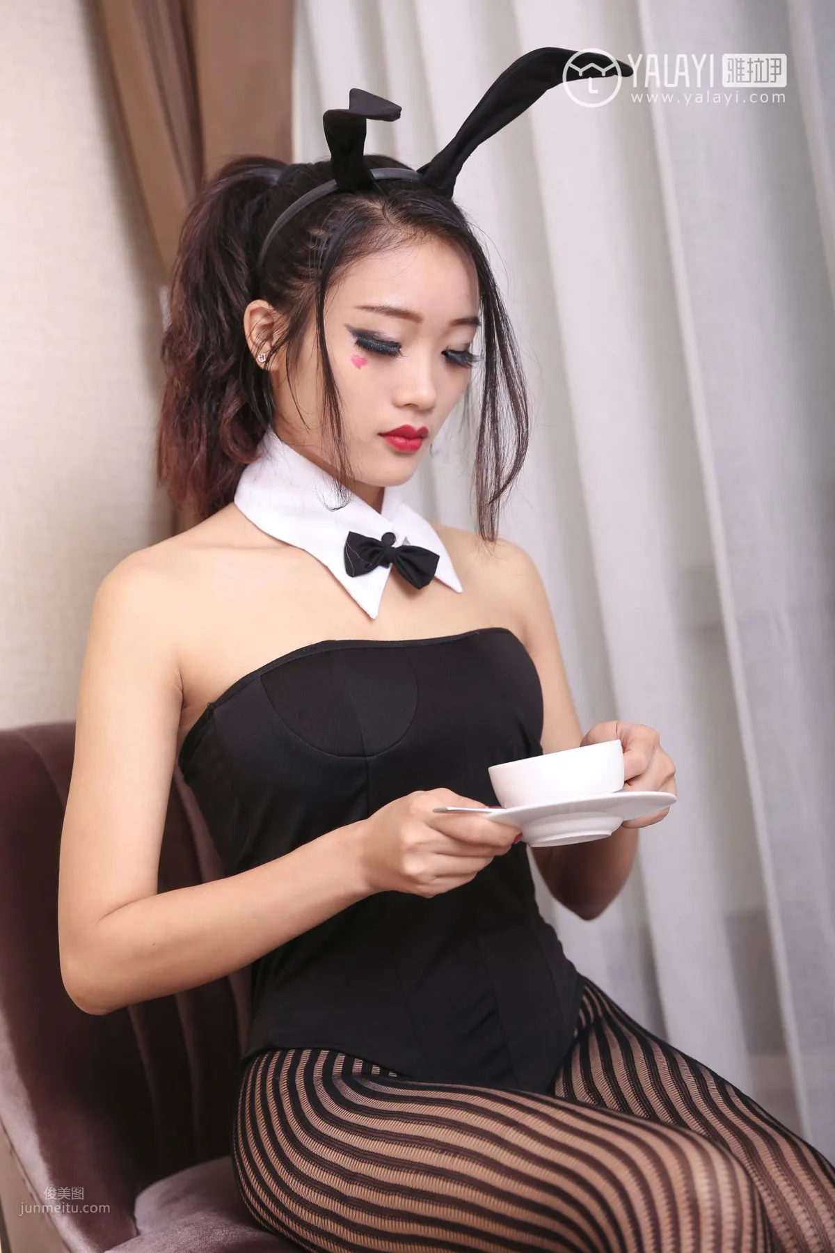 Tu Er - [YALAYI] Y030《Striped Black Stockings Beautiful Legs》 photo 14