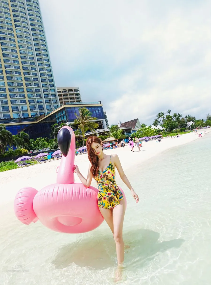 Son Yoon Joo - 2018 Swimsuit Collection Series 2 photo 49