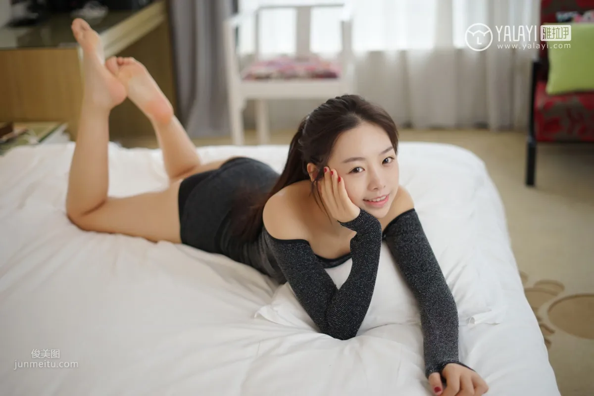 Yan Bingbing - [YALAYI] Y019, The Temptation of Rolling in the Sheets photo 15