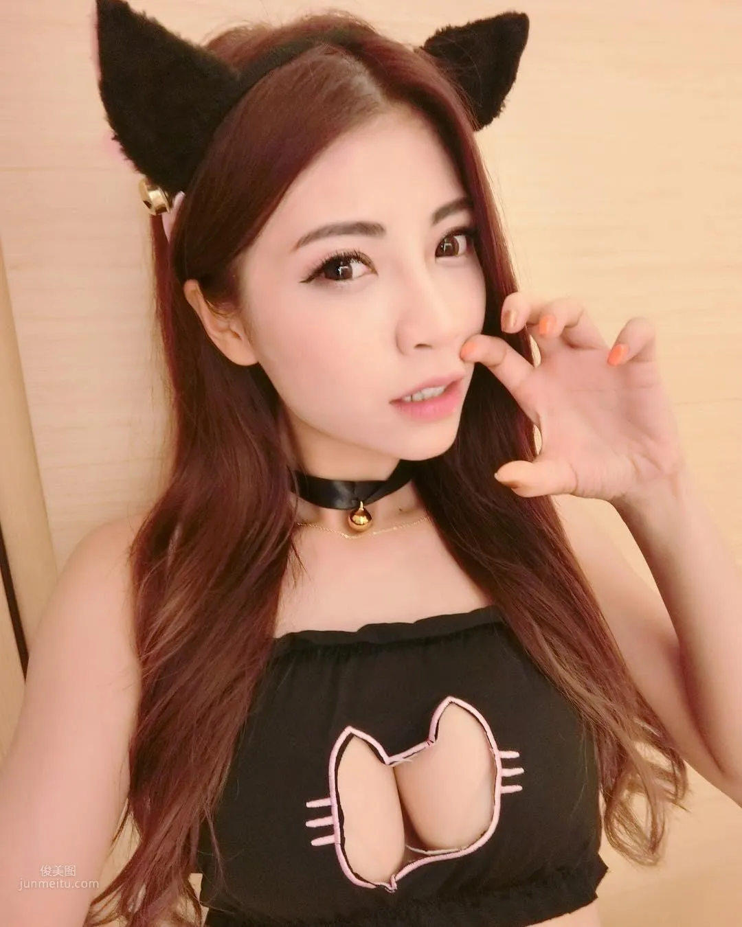 莉亚(Angel Liya)- 性感跑趴Hold全场魅力横扫福利满档_0