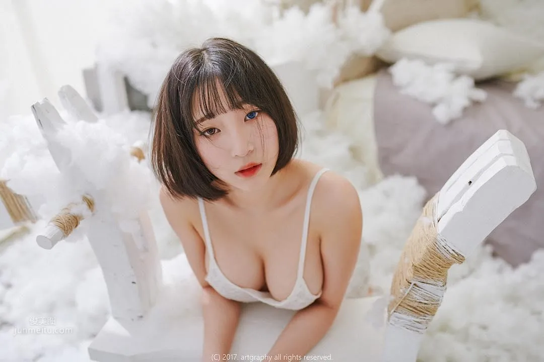 Jiang Renqing, Ethereal Short-Haired Beauty Private Shoot photo 45